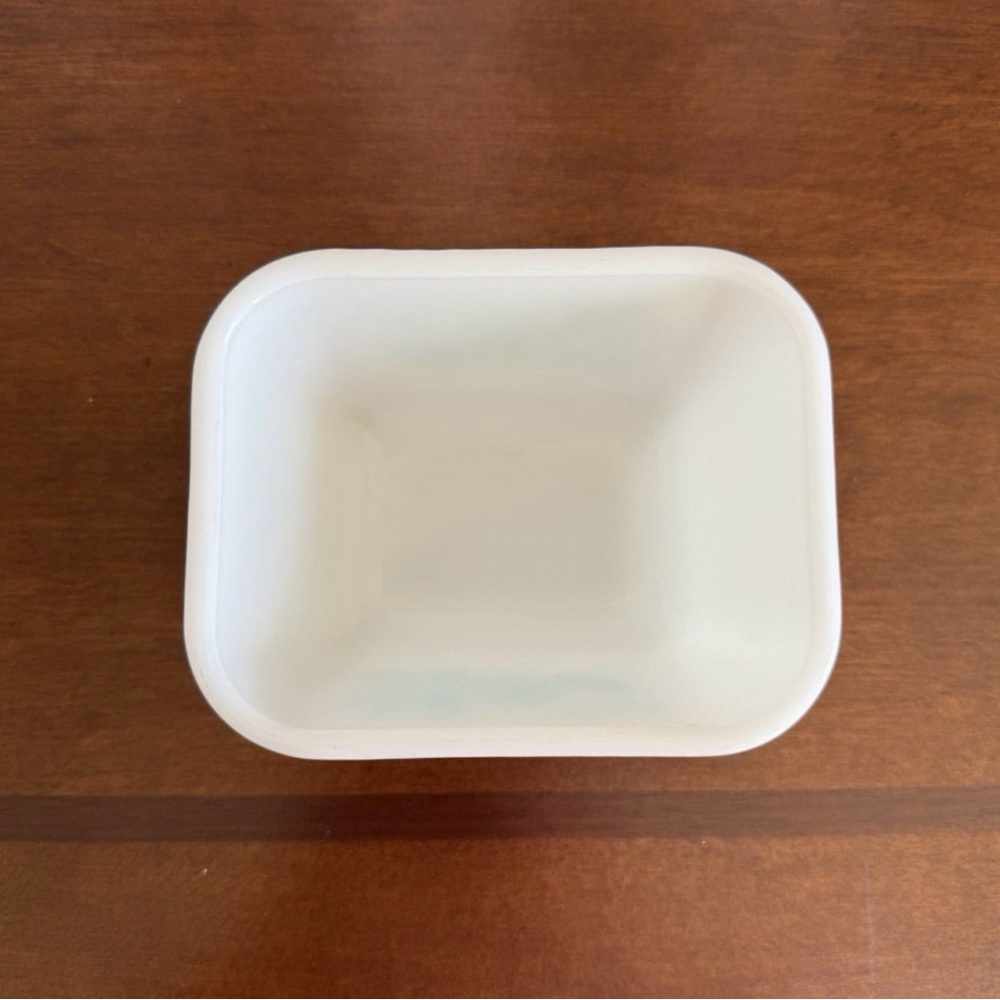 Vintage Pyrex 1.5 Cup Refrigerator Dish Amish Butterprint 501 No Lid - Picture 6 of 7